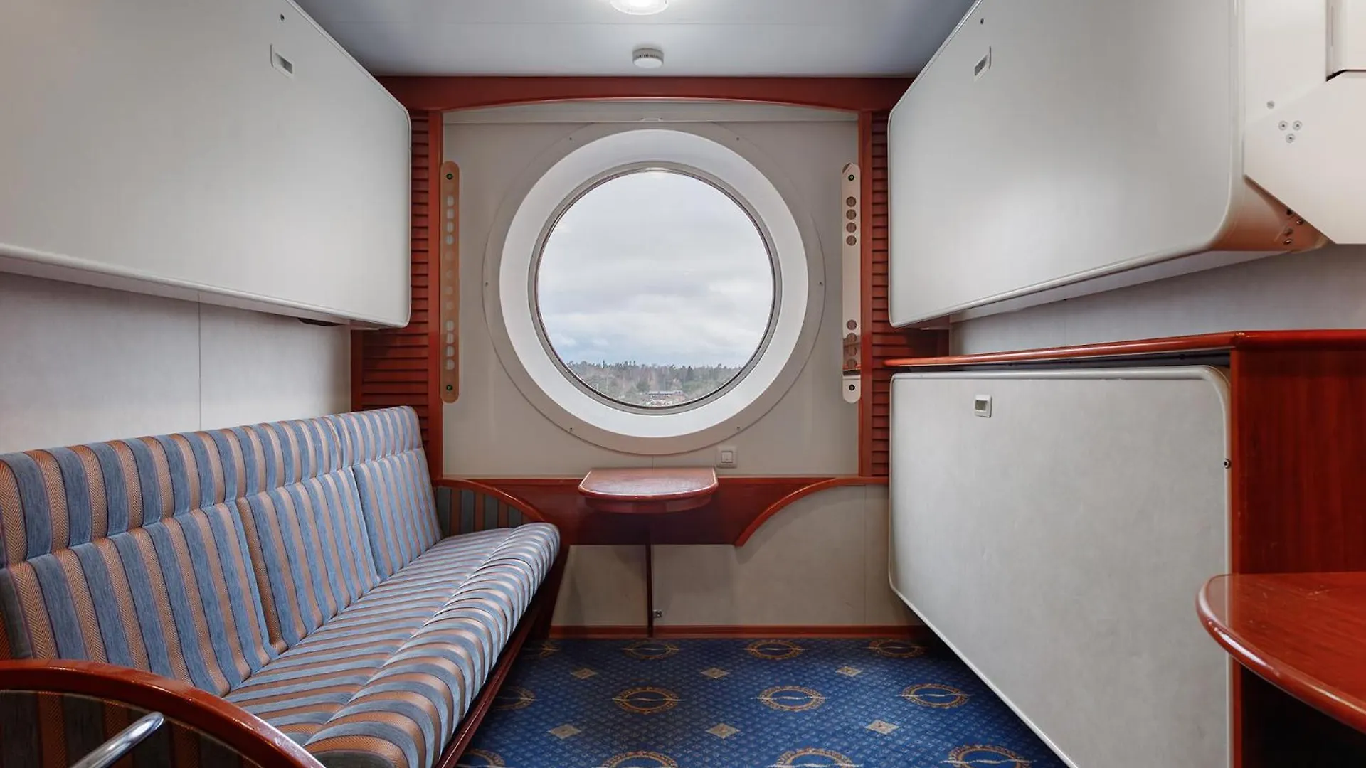 Hotel Viking Line - Overnight Cruise From Stockholm Schweden
